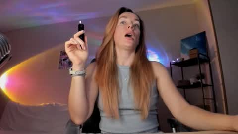 Snapshot of save_the_qween chatting on 5, 11, 2025 save the qween online show from 5, 11, 2025