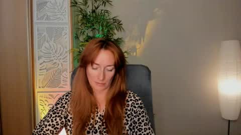 Snapshot of save_the_qween chatting on 29, 6, 2026 save the qween online show from 29, 6, 2026