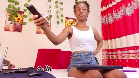 Snapshot of savory_pussy18 chatting on 16, 12, 2025 savory_pussy18 online show from 16, 12, 2025