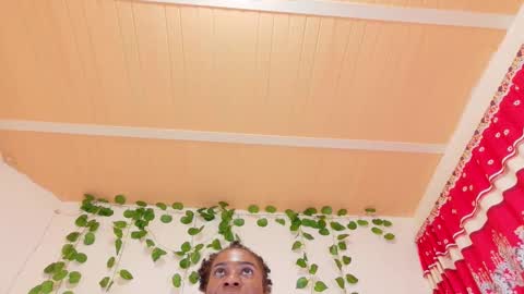 Snapshot of savory_pussy18 chatting on 17, 12, 2025 savory_pussy18 online show from 17, 12, 2025