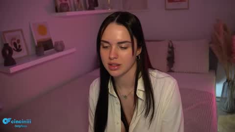 Snapshot of savvage_play chatting on 4, 3, 2025 Naomi online show from 4, 3, 2025