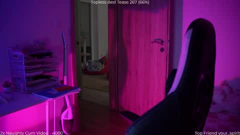 Snapshot of savvage_play chatting on 10, 2, 2026 Naomi online show from 10, 2, 2026