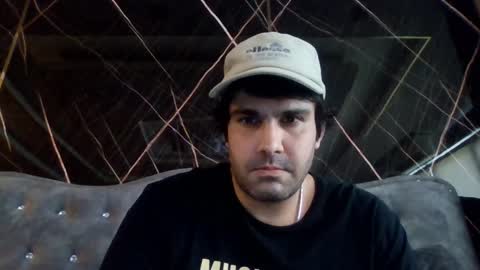 Snapshot of sawasdee04 chatting on 7, 4, 2026 petperson04 online show from 7, 4, 2026
