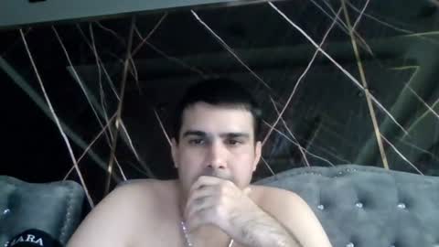 Snapshot of sawasdee04 chatting on 21, 6, 2026 petperson04 online show from 21, 6, 2026