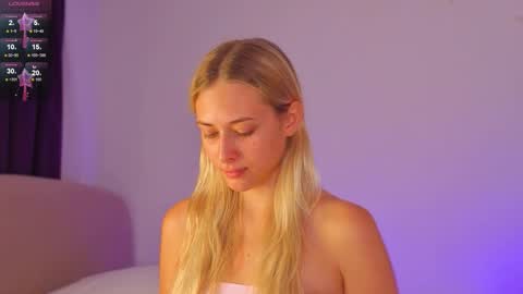 Hello guys our name is Emily Nicole Alice. We are very funny and love to spend time well online show from 23, 9, 2025