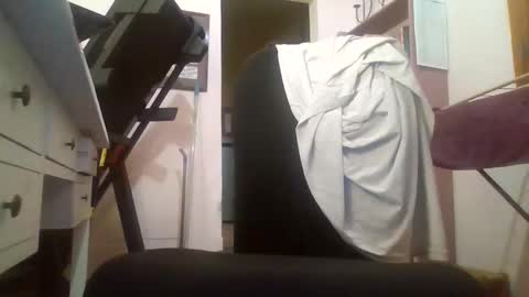 sbrinaiceberg online show from 17, 4, 2026