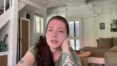 Snapshot of scarlajade chatting on 2, 2, 2026 scarlajade online show from 2, 2, 2026