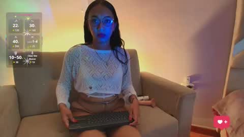 Snapshot of scarleett_ebony chatting on 5, 12, 2025 scarleett_ebony online show from 5, 12, 2025