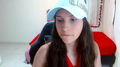 Snapshot of scarlet771776 chatting on 4, 12, 2025 scarlet771776 online show from 4, 12, 2025