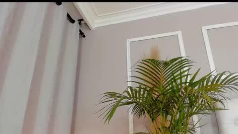 Snapshot of scarlet__hill chatting on 28, 2, 2025 scarlet hill online show from 28, 2, 2025