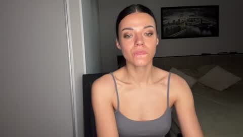 Sophie online show from 16, 6, 2026