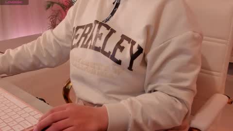 Snapshot of scarlet_miller_1 chatting on 11, 11, 2025 Celeste online show from 11, 11, 2025