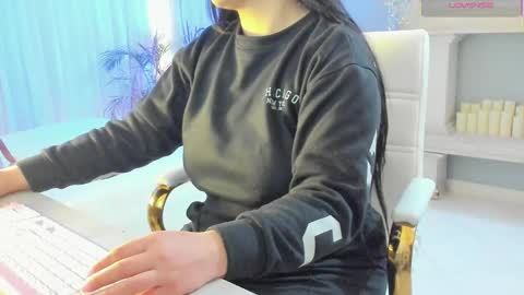 Snapshot of scarlet_miller_1 chatting on 12, 11, 2025 Celeste online show from 12, 11, 2025