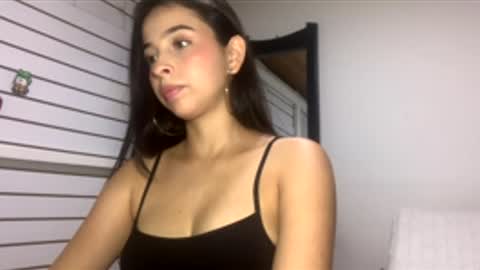 scarlet_muse18 online show from 13, 4, 2026