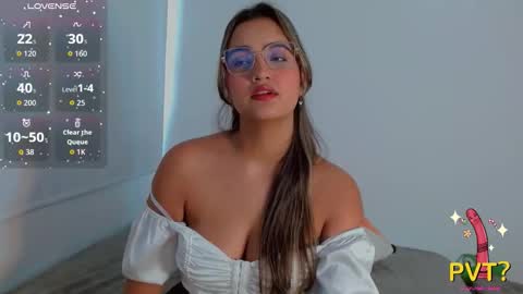 Snapshot of scarlet_rose__ chatting on 31, 10, 2025 Scarlet online show from 31, 10, 2025