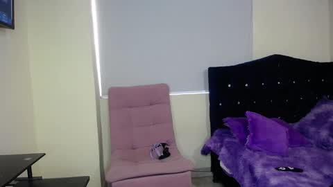 scarlet_tommy online show from 1, 3, 2026