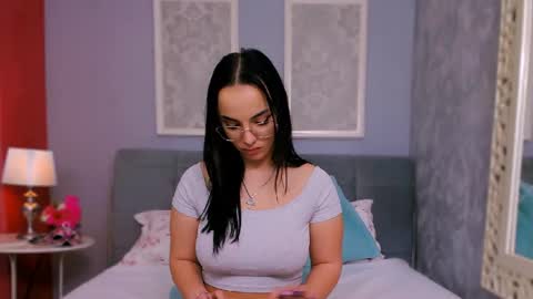 Scarlet online show from 3, 3, 2026