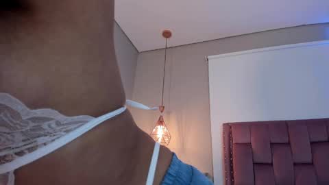 scarlet_vixen_ online show from 25, 3, 2026