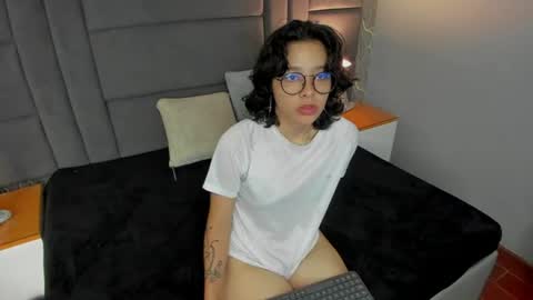 Snapshot of scarleth_blaze chatting on 25, 6, 2026 scarleth_blaze online show from 25, 6, 2026