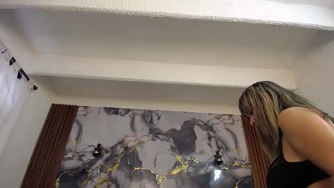 Scarleth online show from 4, 12, 2025