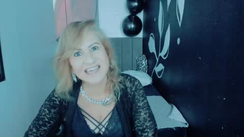 Snapshot of scarlethoot_ chatting on 7, 12, 2024 S C A R L E T online show from 7, 12, 2024
