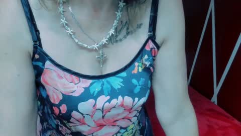 Snapshot of scarlethoot_ chatting on 15, 12, 2024 S C A R L E T online show from 15, 12, 2024