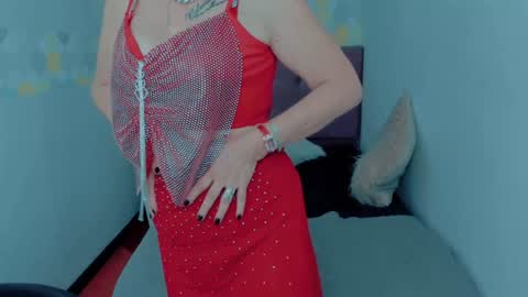 Snapshot of scarlethoot_ chatting on 24, 12, 2024 S C A R L E T online show from 24, 12, 2024