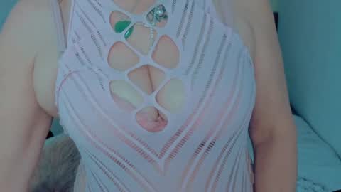 Snapshot of scarlethoot_ chatting on 30, 12, 2024 S C A R L E T online show from 30, 12, 2024