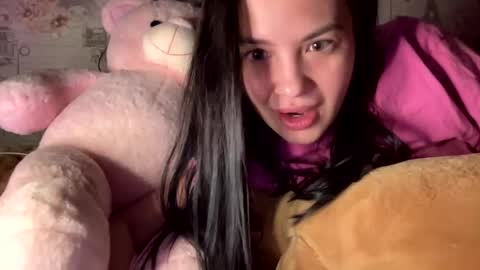 Snapshot of scarletpetal chatting on 23, 1, 2025 scarletpetal online show from 23, 1, 2025