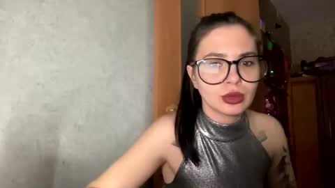 Snapshot of scarletpetal chatting on 26, 1, 2025 scarletpetal online show from 26, 1, 2025