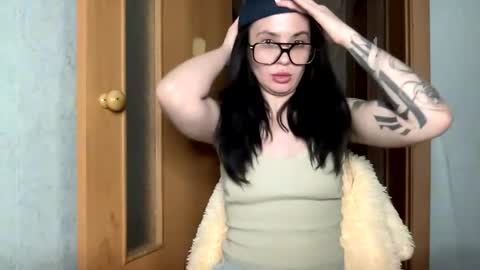 Snapshot of scarletpetal chatting on 13, 2, 2025 scarletpetal online show from 13, 2, 2025