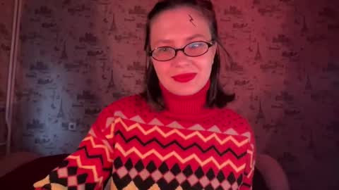 Snapshot of scarletpetal chatting on 10, 9, 2025 scarletpetal online show from 10, 9, 2025