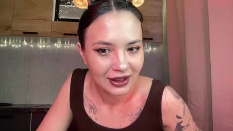 Snapshot of scarletpetal chatting on 20, 12, 2025 scarletpetal online show from 20, 12, 2025