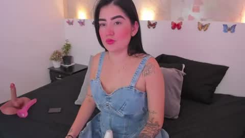 Scarlet online show from 12, 6, 2026