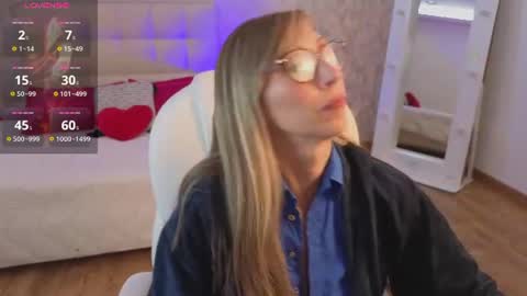 Scarlett online show from 12, 7, 2026