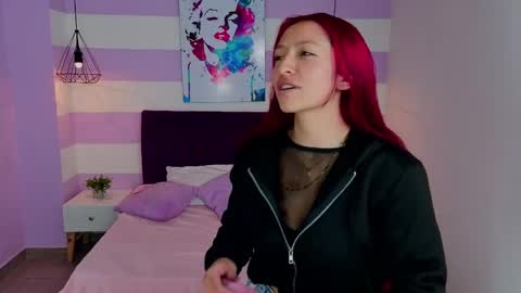 Snapshot of scarlett__bell chatting on 9, 4, 2026 Scarlett online show from 9, 4, 2026