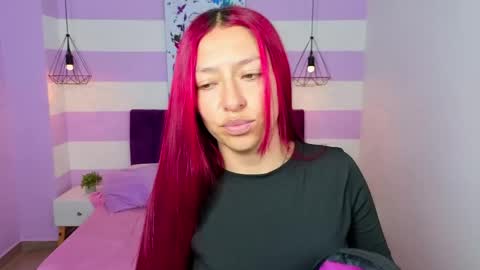 Snapshot of scarlett__bell chatting on 4, 5, 2026 Scarlett online show from 4, 5, 2026