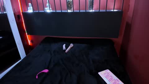 SCARLETT FOX  online show from 3, 2, 2025