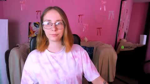 Snapshot of scarlett_badgirl chatting on 8, 4, 2026 Scarlett online show from 8, 4, 2026