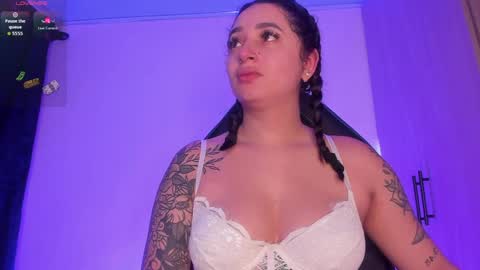 Snapshot of scarlett_collins_ chatting on 1, 5, 2026 SCARLETT COLLINS online show from 1, 5, 2026