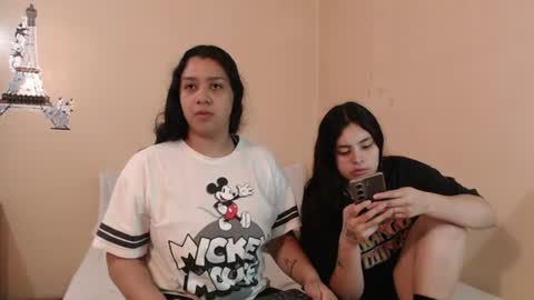 Snapshot of scarlett_evance chatting on 5, 7, 2026 Scarlett and Jazmin online show from 5, 7, 2026