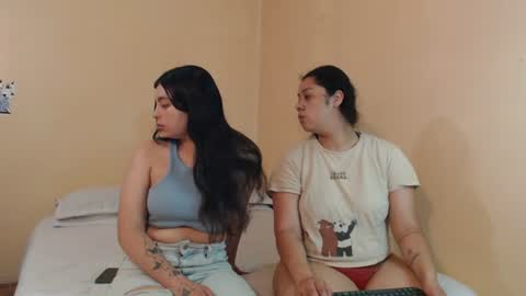 Snapshot of scarlett_evance chatting on 7, 7, 2026 Scarlett and Jazmin online show from 7, 7, 2026