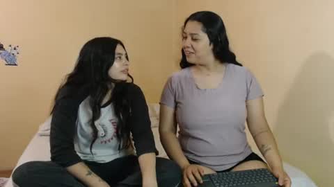 Snapshot of scarlett_evance chatting on 31, 7, 2026 Scarlett and Jazmin online show from 31, 7, 2026