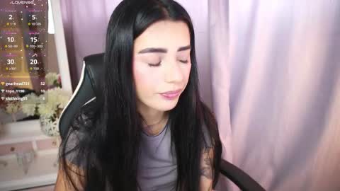 Lauren Scarlett online show from 24, 11, 2025