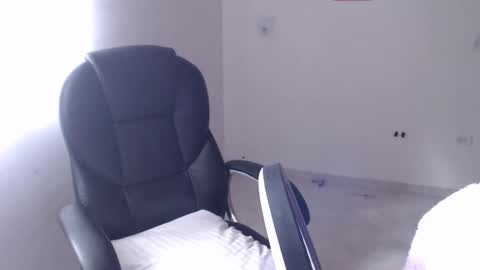 Scarlett online show from 5, 3, 2025