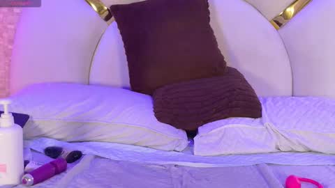 scarlett_sm online show from 18, 10, 2025