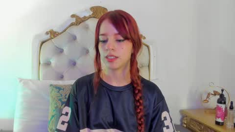 scarlett smith 3 online show from 7, 4, 2026