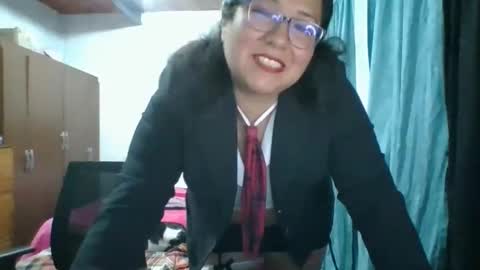 Snapshot of scarlett_widow chatting on 18, 11, 2025 scarlett_widow online show from 18, 11, 2025