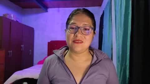 Snapshot of scarlett_widow chatting on 25, 11, 2025 scarlett_widow online show from 25, 11, 2025