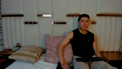 Scarlett and Lucas online show from 15, 1, 2026